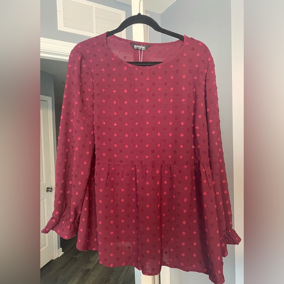 Bloom Chic Textured Dot Elastic Cuffs A-line Blouse
Size 12 - Picture 1 of 6